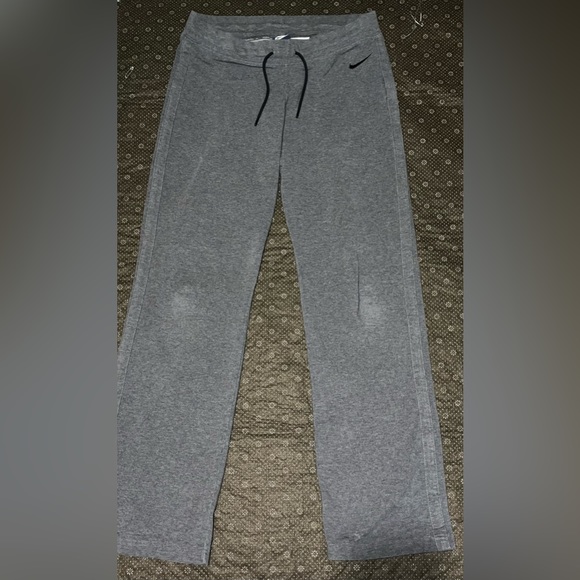 Nike training pants for women - Picture 3 of 3